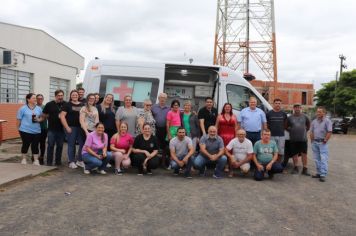 Município Recebe Nova Ambulância Semi-UTI para Reforçar Serviços de Saúde