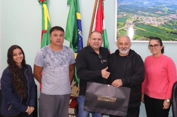 Novo Cabrais avalia projeto para descarte de eletrônicos