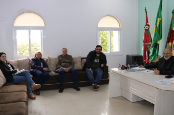 Após milhões em investimentos na Educação, Executivo realiza estudo técnico e avalia viabilidade de reforçar a segurança nas escolas municipais