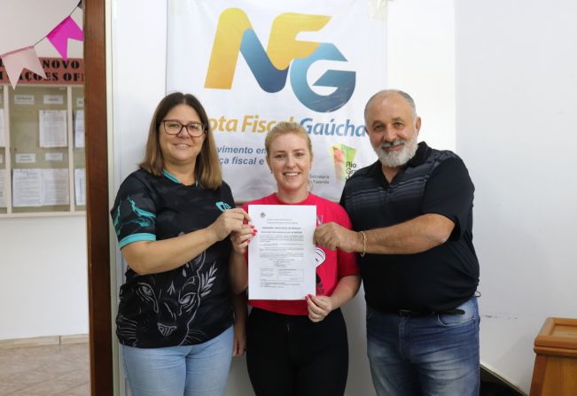 Luciére Roos é premiada com vale-compras de R$ 500