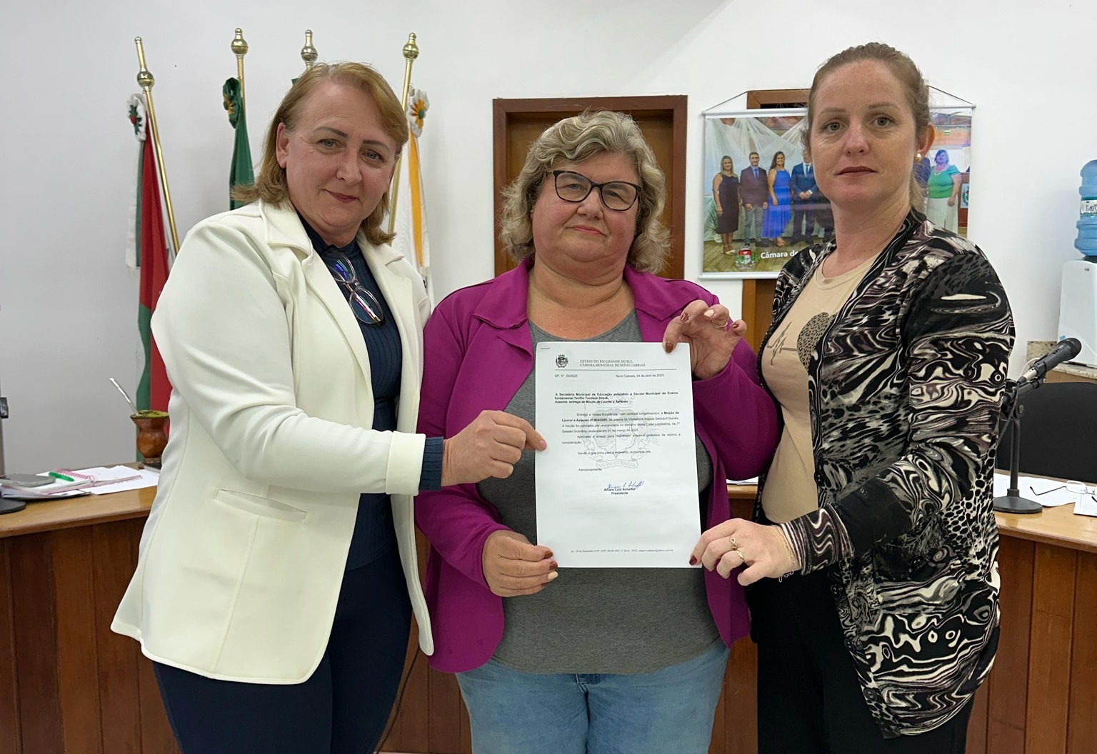 Educação de Novo Cabrais recebe Moção de Louvor e Aplauso na Câmara de Vereadores