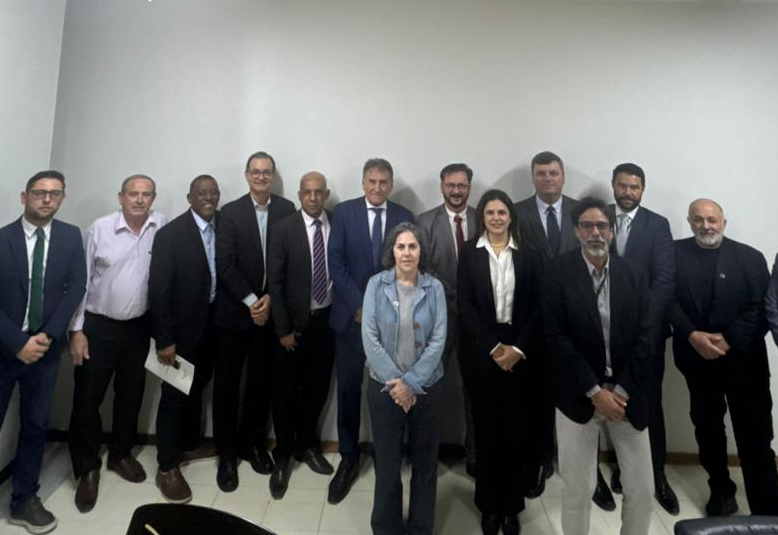 Prefeito Leodegar Rodrigues participa de mobilização em Brasília por mais recursos para a Saúde